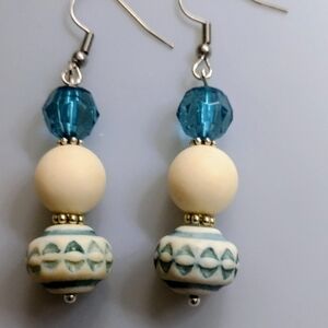 Elegant Blue and Cream Beaded Dangle Earrings